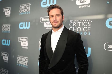 Armie Hammer Est En Conversaciones Para Ser El Pr Ximo Batman Radio