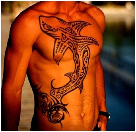 Más de 25 ideas increíbles sobre Tatuajes tribales de tiburón en