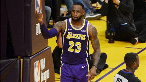 NBA LeBron James Devient Le 4e Meilleur Marqueur De L Histoire Et