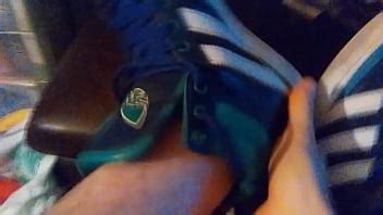 Stinky Feet Showoff XVIDEOS