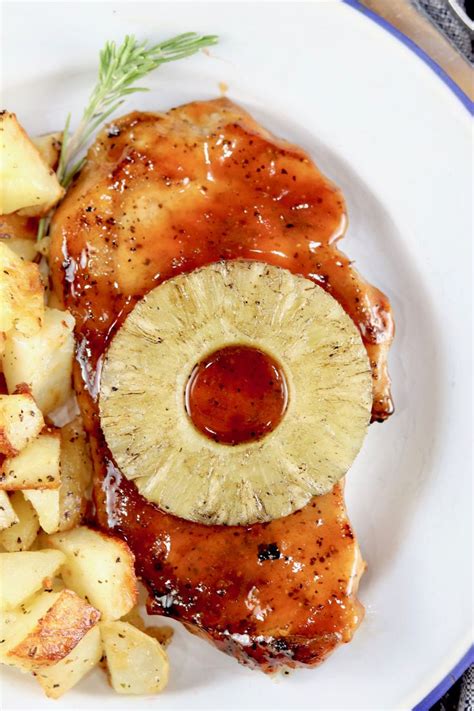 Grilled Bbq Pork Chops With Pineapple Miss In The Kitchen