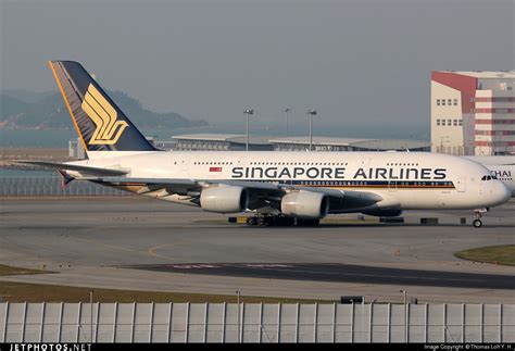 9V SKE Airbus A380 841 Singapore Airlines Thomas Loh Y H