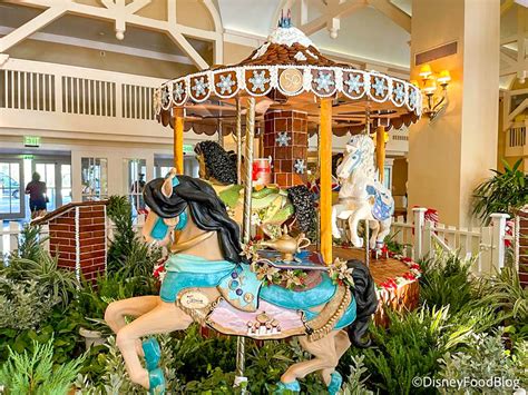 The Massive Grand Floridian Gingerbread House Is Now Open In Disney