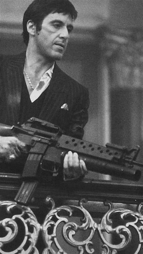 Download Scarface With A Tommy Gun Iphone Wallpaper