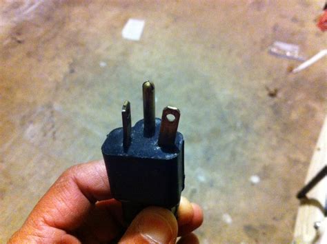 220 Plug
