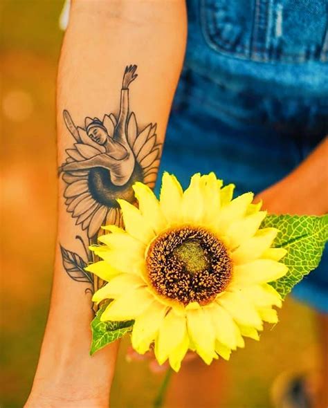 Flower Tattoo Sunflower Tattoos Instagram Beautiful Tattoos