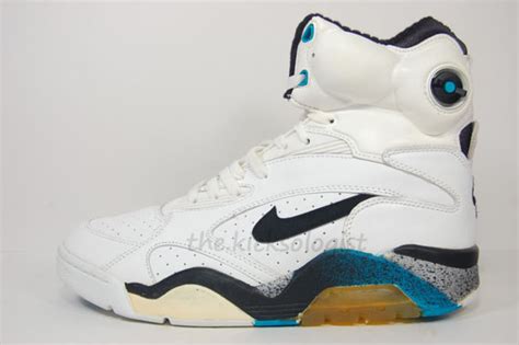 David Robinson Nike Air Force 180 Pump Nike édition Du Tremblement De