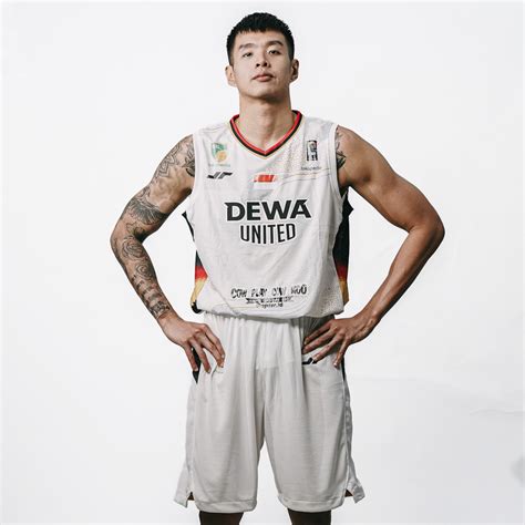 Jual Juaraga Dewa United Jersey Basket Match Away 2024 Putih