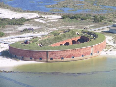 Fort Massachusetts on Ship Island – Gulfport, Mississippi | Atlas Obscura