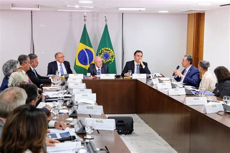 STF ouve manifestações em julgamento sobre limites da liberdade de