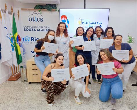 Turma Do Curso Pr Tico De Cateterismo Vesical No Adulto Praticava