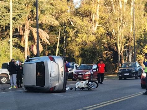 Dos Heridos En Triple Choque Y Vuelco En Ruta 8