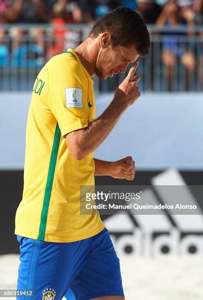 Tahiti V Brazil Fifa Beach Soccer World Cup Bahamas 2017 Fotografías E Imágenes De Stock Getty