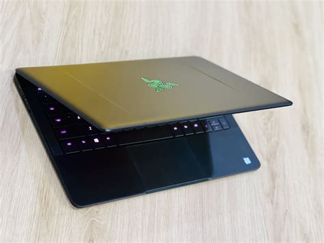 Laptop Cũ 99 Razer Blade Stealth i7 8550U Ram8G SSD512 3K Vỏ Nhôm