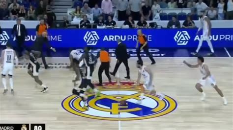 Pancadaria Em Jogo De Basquete Entre Real Madrid E Partizan Choca F S