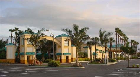 International Palms Resort Cocoa Beach Oceanfront Resort in Cocoa Beach | VISIT FLORIDA