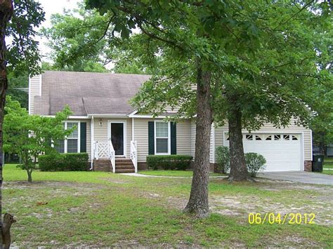 12961 Pinewood Trl Laurinburg NC 28352 Zillow