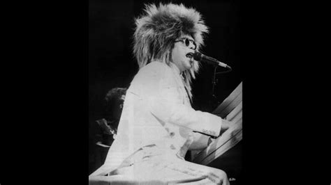 Saturday Night S Alright For Fighting Elton John Costa Mesa 10 4 1986 Youtube