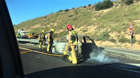 S Incendia Totalment Un Cotxe A L A 7 A Tarragona