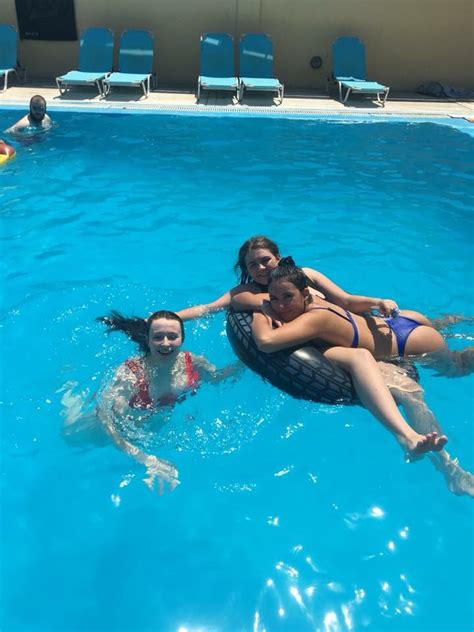 Who Wants To Jump In Porn Pic