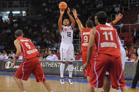 Champion Du Monde Avec Team Usa Eric Gordon Va Jouer Pour Les Bahamas