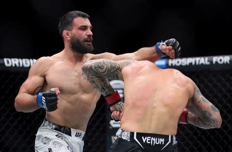 UFC voici la somme touchée par Benoît Saint Denis après sa défaite