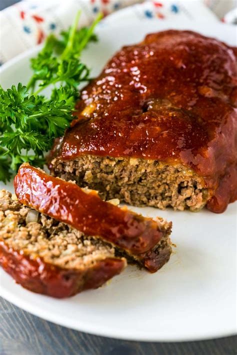 Moms Classic Meatloaf Recipe Classic Meatloaf Recipe Old Fashioned Meatloaf Good Meatloaf