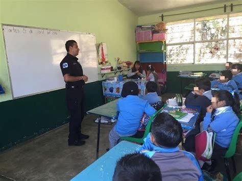 Polic A De Atizap N Resguard La Seguridad En El Regreso A Clases Y