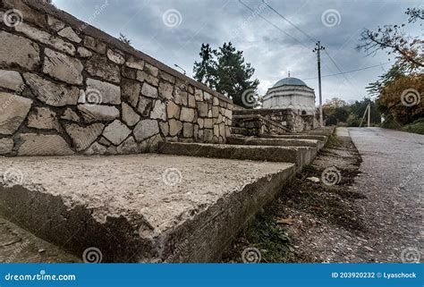 Arquitetura Das Antigas Ruas De Sevastopol Casas Antigas Foto De Stock