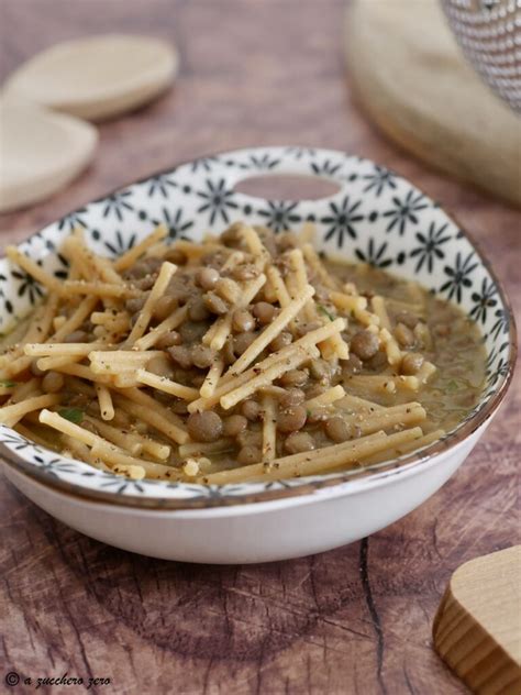 Zuppa Di Lenticchie E Zucca Con Pasta Integrale A Zucchero Zero