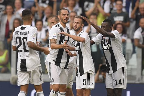 Juventus Ufficializzata La Lista Per La Champions League