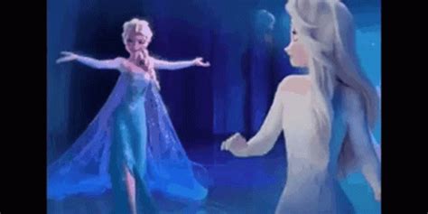 Frozen Elsa GIF - Frozen Elsa Embarrassed - Discover & Share GIFs