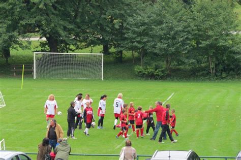 FUSSBALL
