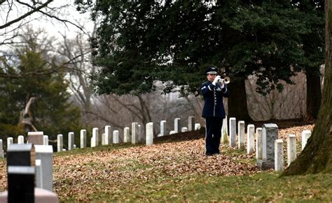 Female Af Pioneer Laid To Rest At Arlington National Cemetery Us