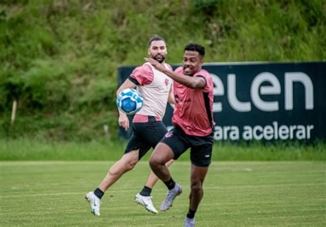 Bahia ba Railan e Matheus Trindade desfalcam Vitória em jogo contra o