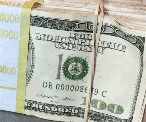 Fake Stacks Of Cash Cool Sht You Can Buy Find Cool Things To Buy