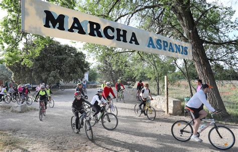 Más de mil palentinos se unen a la marcha de Aspanis El Norte de Castilla