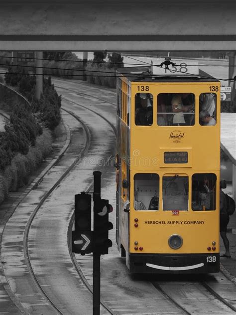 Bonde Do Nibus De Dois Andares Em Hong Kong Fotografia Editorial