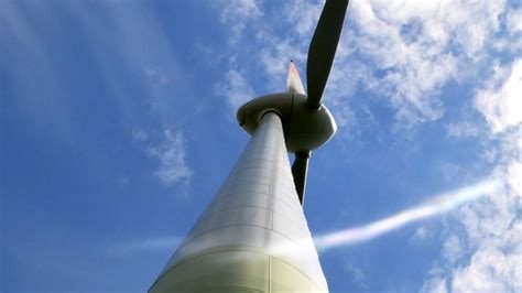 Windkraft ja oder nein Informationsmesse wirbt für Windpark Auf der