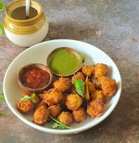 Chawal Ke Pakode Left Over Rice Fritters Maayeka