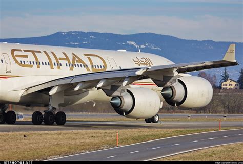 A Ehd Airbus A Etihad Airways Tomasz Chrul Jetphotos