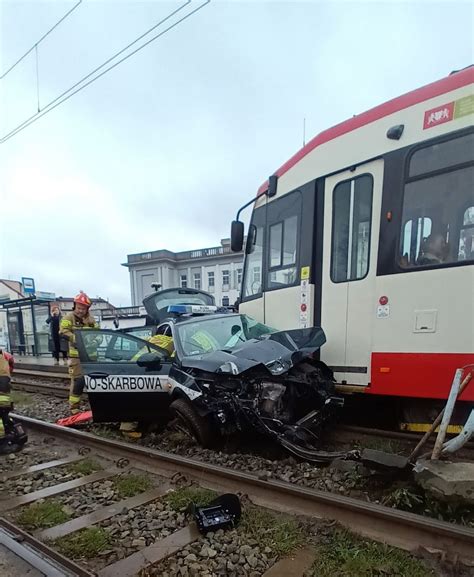 Wypadek W Gda Sku Ranni Trzej Funkcjonariusze