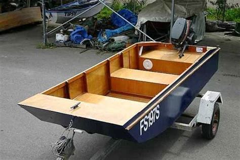 Build a boat dock: Catalogue wooden punt boat plans