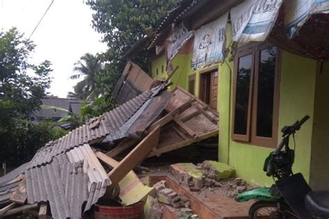 Dampak Gempa Banten Sejumlah Rumah Di Pandeglang Alami Kerusakan