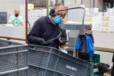 El calzado parará el 1 de diciembre si la patronal no retoma la