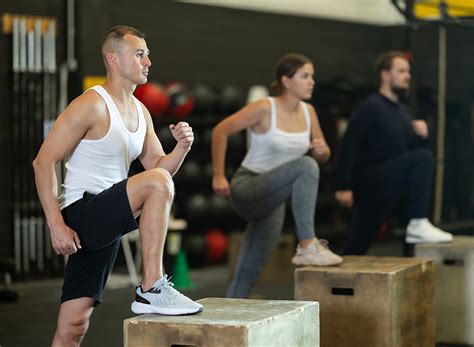 5 Daily Moves to Reverse Muscle Loss After 45