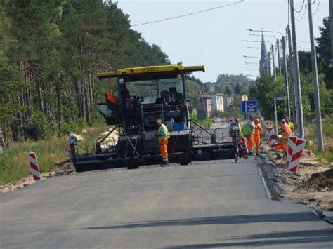 Trwa przebudowa drogi wojewódzkiej numer 444