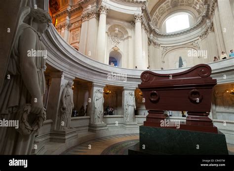 Tomb of Napoleon Bonaparte, Les Invalides, Dome Church, Paris Stock ...