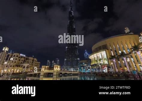 Souk Al Bahar Dubai Stock Videos Footage Hd And K Video Clips Alamy