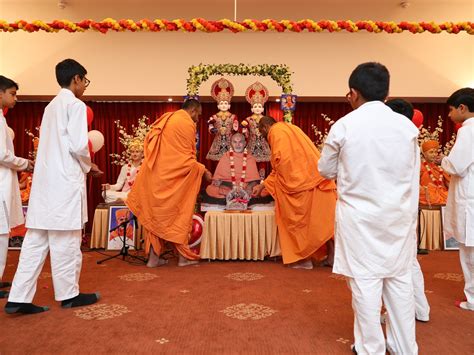 Mahant Swami Maharaj Janma Jayanti Celebrations Chigwell Uk